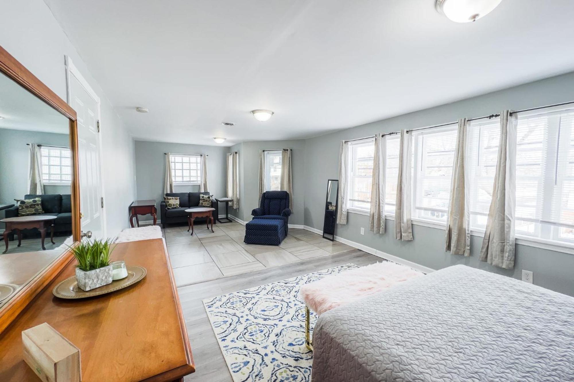 Large 6Br, 6 Bath In The City Of Niagarafälle Exterior foto