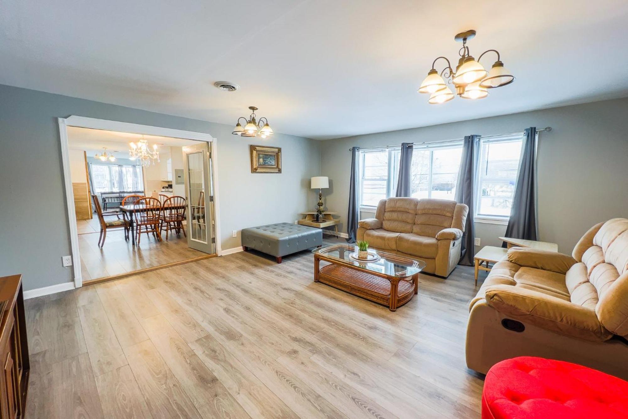Large 6Br, 6 Bath In The City Of Niagarafälle Exterior foto