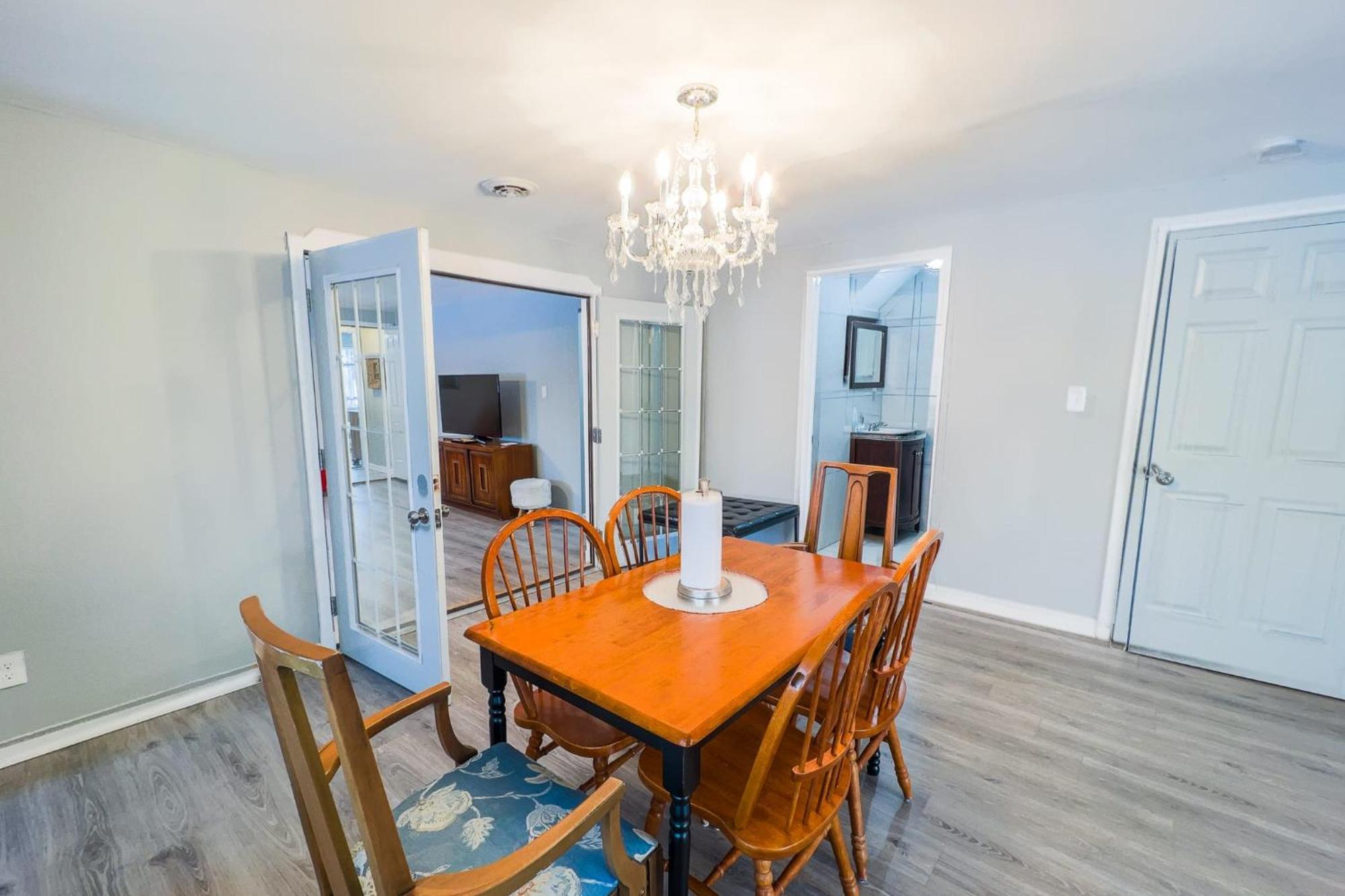 Large 6Br, 6 Bath In The City Of Niagarafälle Exterior foto