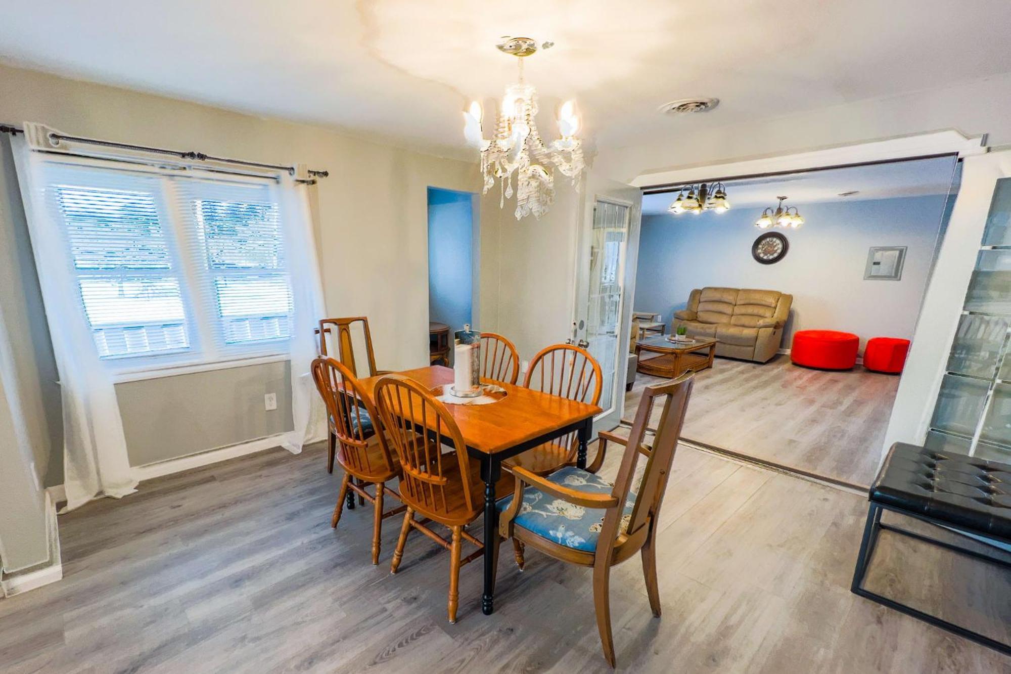 Large 6Br, 6 Bath In The City Of Niagarafälle Exterior foto