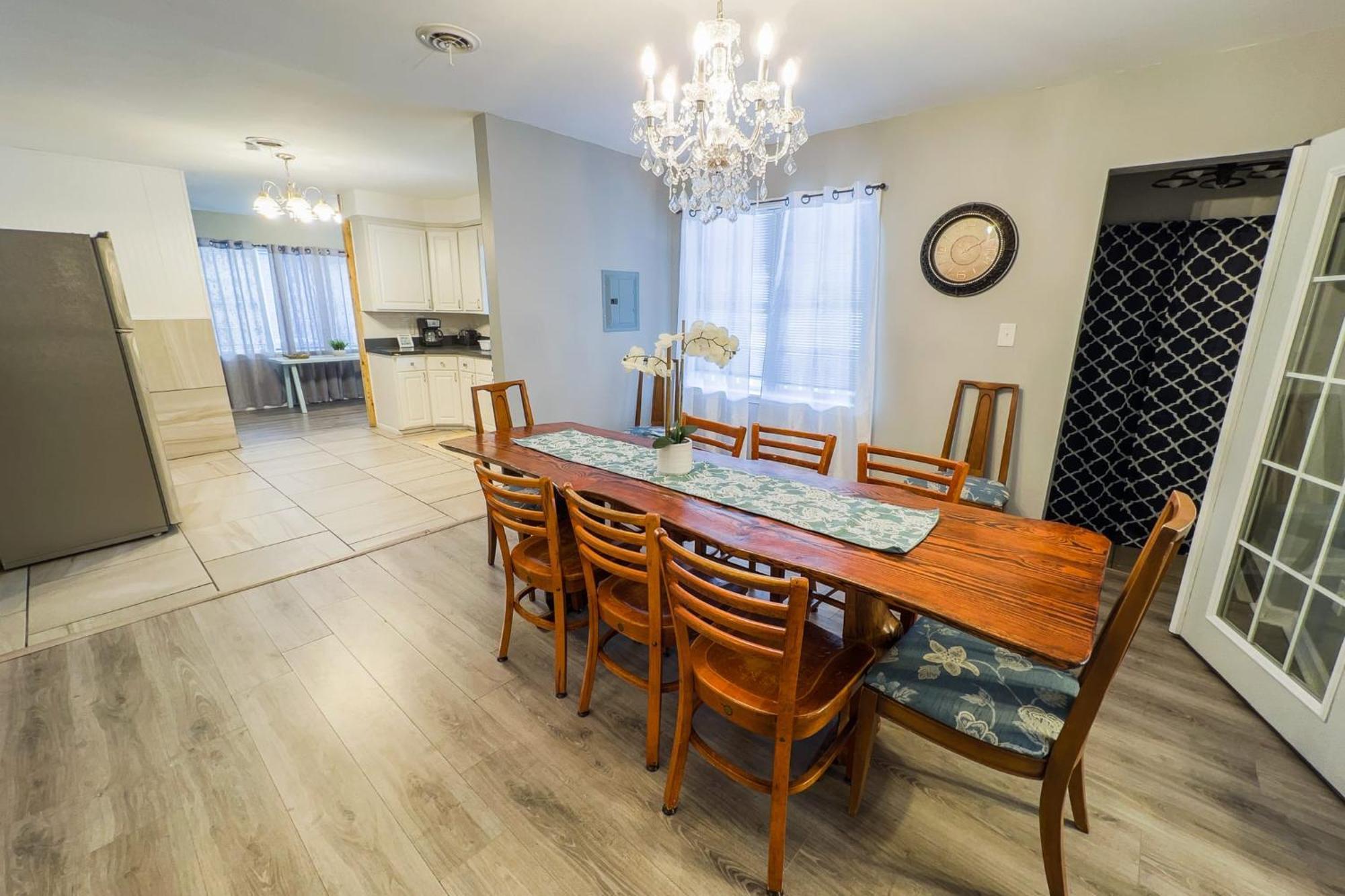 Large 6Br, 6 Bath In The City Of Niagarafälle Exterior foto